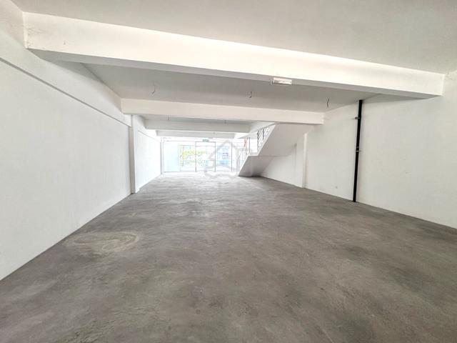 Shoplot in Hexa Walk @ Desa Petaling 1