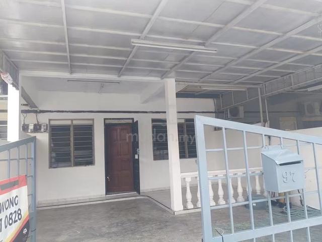 For sale ssth ,station 18,pengkalan ,ipoh,perak 1