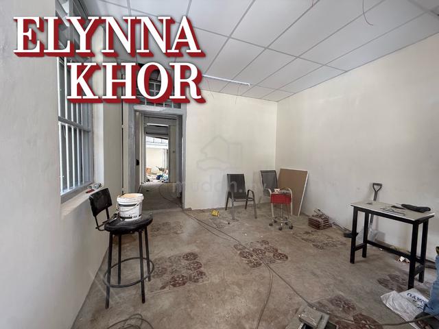 Corner Lebuh Peking 2 Storey Shophouse Georgetown Tye Sin Presgrave 1