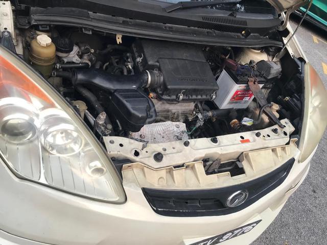 2010 Perodua ALZA 1.5 EZ (A) - 4