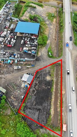 Commercial Land Main Road Frontage Kolombong for rent 1