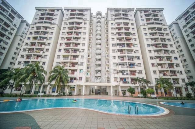 Pandan Court 1
