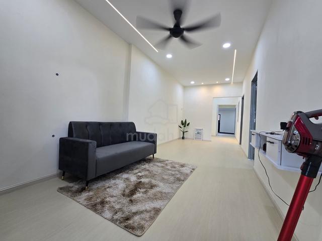 Ujong Pasir Renovated Single Storey House GH Semabok Furnished Mmc 1