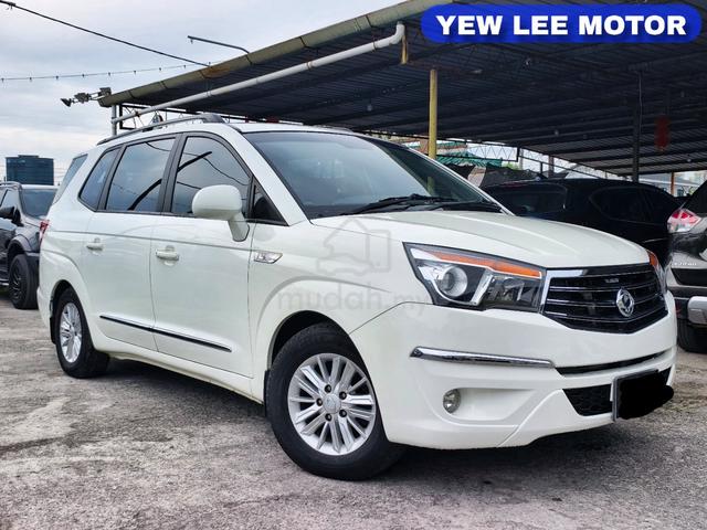 2014 Ssangyong STAVIC 2.0 Diesel 8-SEATER (A) - 2