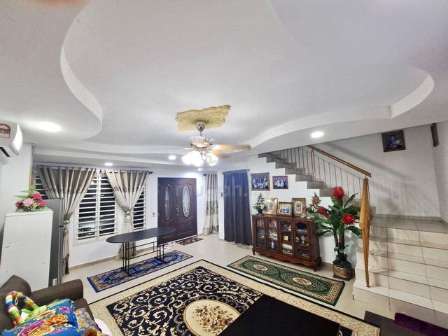 (BOOKING FLEXIBLE) 2.5 Storey Terrace Maya Height, Bandar Seri Alam 1