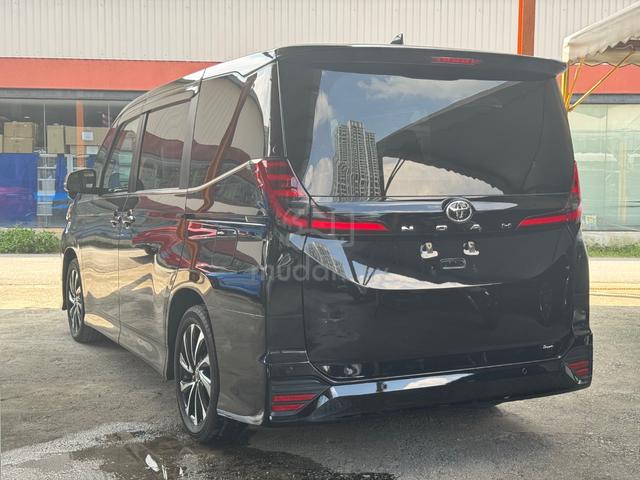 NEW FACELIFT 10K MILEAGE 2023 Toyota NOAH 2.0 SZ - 5