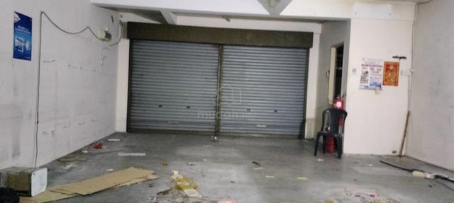 Batu Maung Shoplot Facing Mainroad Last Unit!! Cheap In The Market!! 1