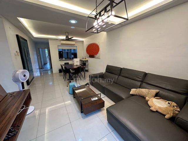 Larkin Residence (Phase One) 1