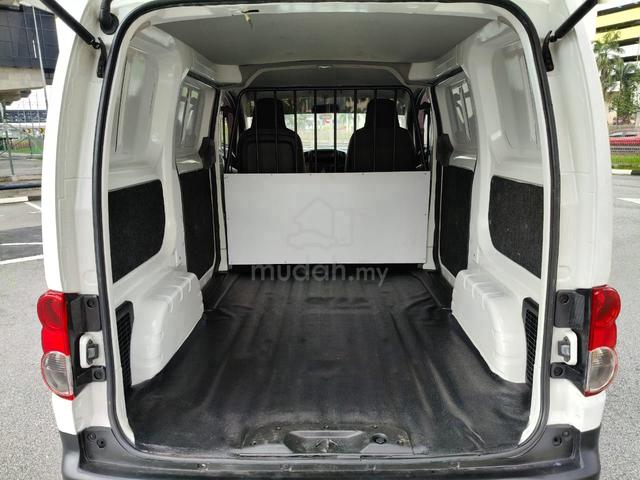 2014 Nissan NV200 1.6 (M) Panel Van - 5