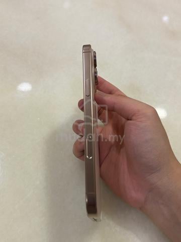 iPhone 16 Pro Max 256gb (Read description) - photo 6 of 6