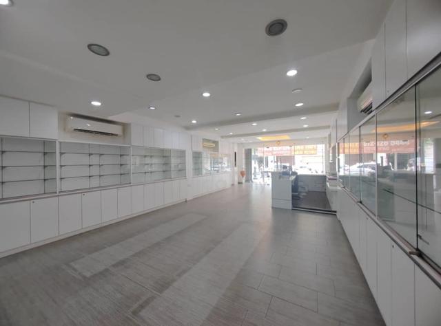 3.5 Storey Shoplot Lebuh Campbell Georgetown Tourist Hot Spot 1