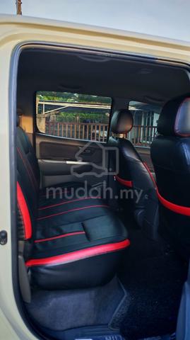 2012 Toyota HILUX 2.5 G (M) - 4