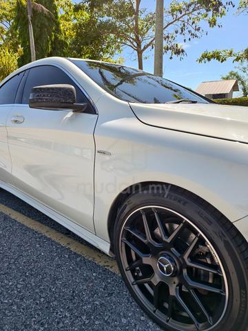 2017 Mercedes Benz CLA-CLASS 1.6 200 (CBU) AMG - 2
