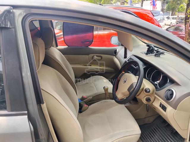 2009 Nissan GRAND LIVINA 1.6 CLASSIC/COMFORT (A) - 5