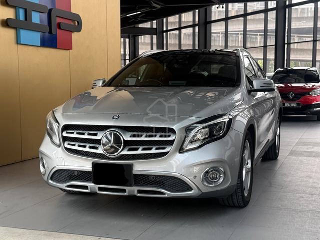 2017 REG 2021 Mercedes Benz GLA180 1.6 Sunroof - 1