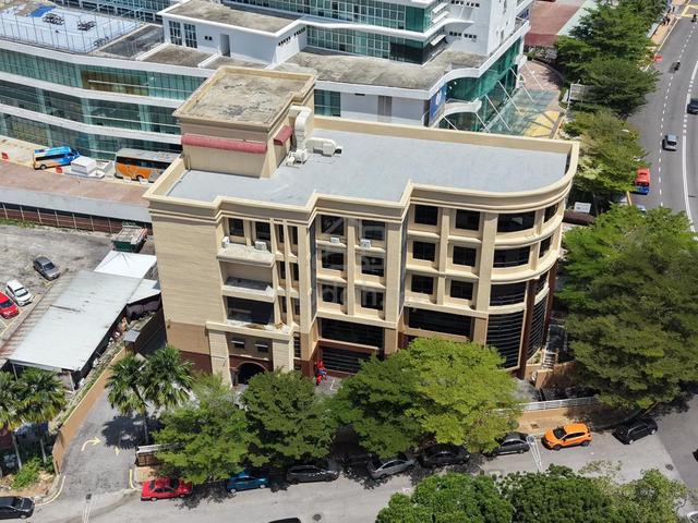 Whole building (4 storey) to lease @ prime location of Kelana Jaya 1