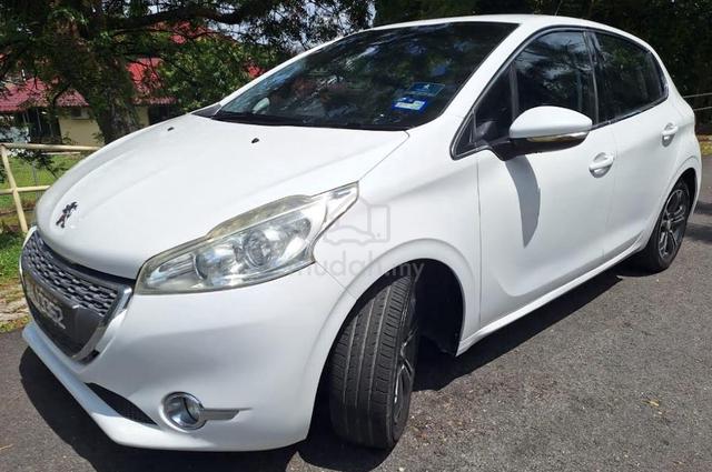 Peugeot 208 Allure(A) FullLoan Blacklist LoanKedai - 3
