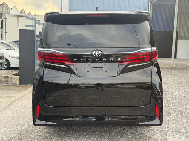 2024 Toyota ALPHARD 2.5 Z FULL SPEC WITH SIDE STEP - 4