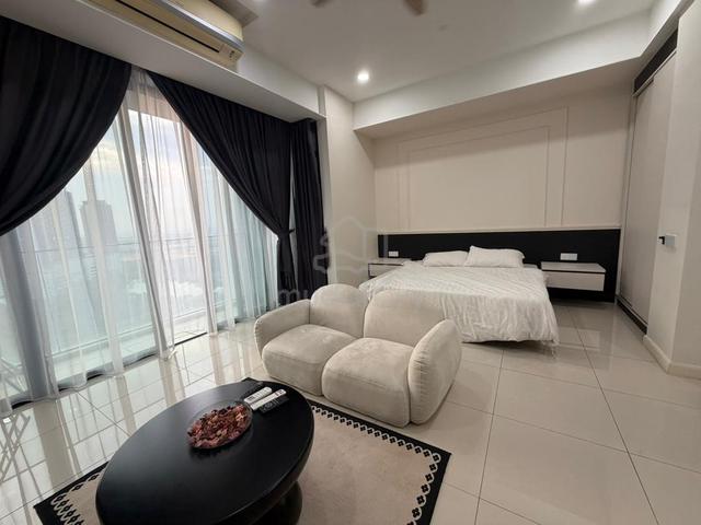 Grand Medini 1