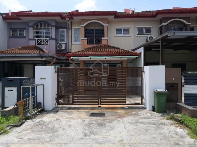 Seri Kembangan, 2 Story House Taman Lestari Putra, Equine Park 1