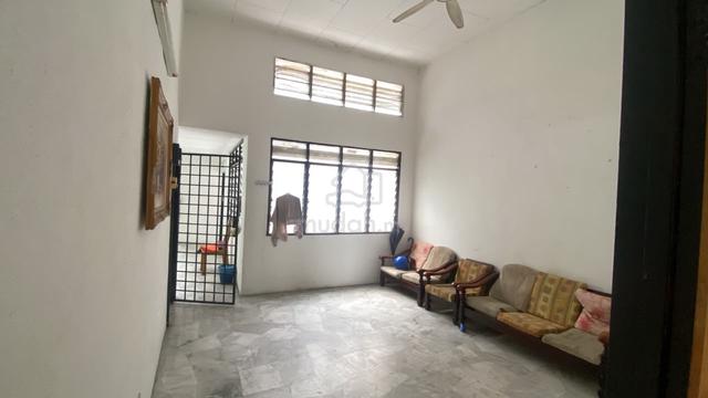 Taman usahaniaga rumah sewa 1