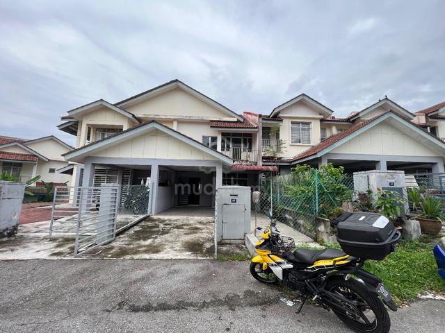 PALING MURAH !!! 2 Sty Taman Salak Perdana, Bandar Baru Salak Tinggi. 1