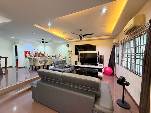 Taman Perling - Double Sty House 1