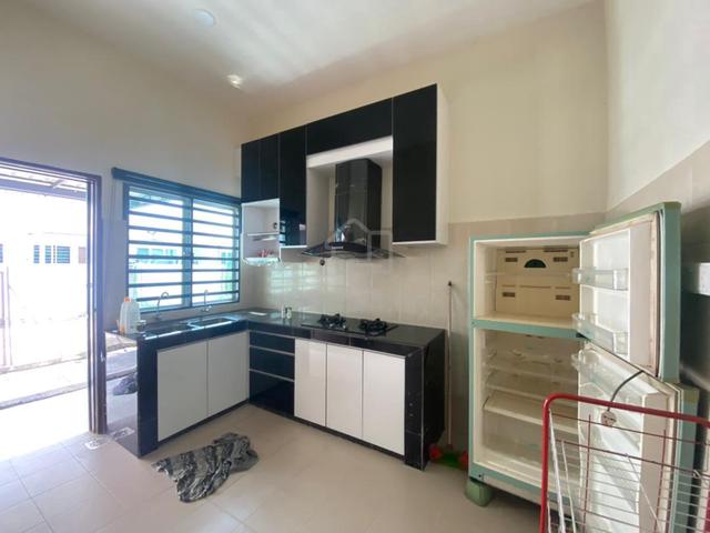 Semi-Furnished Taman Meru Suria Untuk Disewa Chemor Pekan Ipoh Meru 1