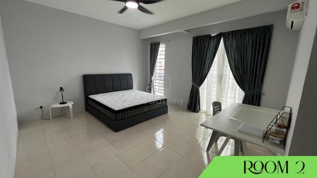 BM Masterbedroom for Rent – Taman Aston Villa 1