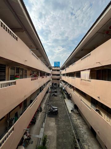 Bandar Hilir 1 & 2 1