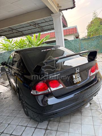 2009 Honda CIVIC 1.8 I-VTEC (A) - 2