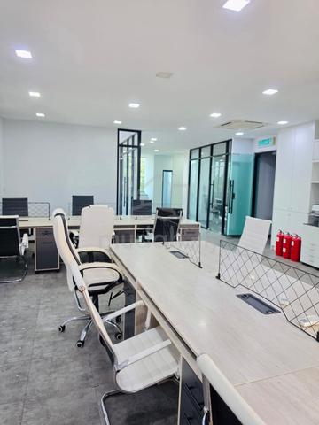 Shop corner lot OFFICE for rent. in kuantan town 1