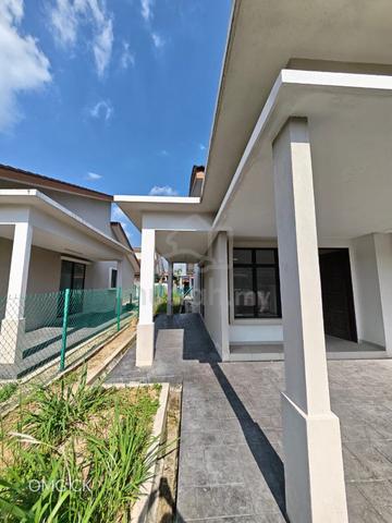 Banting Mahkota Single Storey Terrace House endlot Basic Unit 1