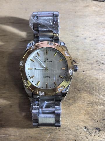 Chinud quartz watch for sell - photo 3 of 6