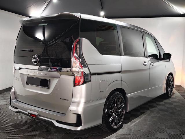2024 Nissan Serena 2.0 F/Service 1Owner Like New - 2
