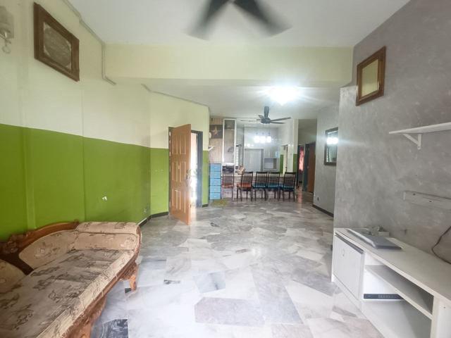 Sri Ledang 1