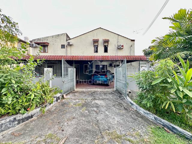 Corner Lot 2 Storey Depan Surau Dekat HTAR Taman Sri Andalas Klang 1