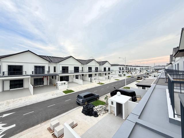 The Commune Eco Botanic Brand New Double Storey Cluster Corner Lot 1