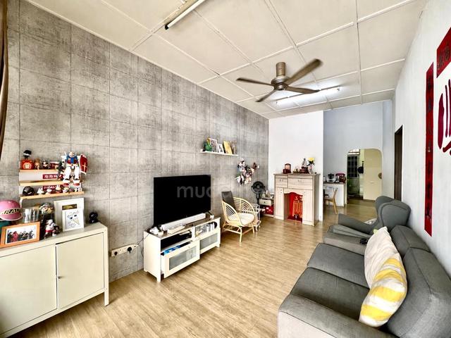 Jalan Indah 1/XX @ Bukit Indah, Single Storey Terrace House for SALE 1