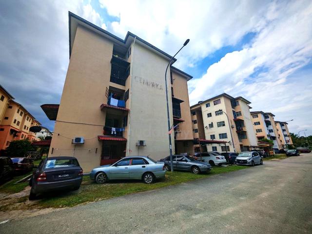 Flat Cempaka 1