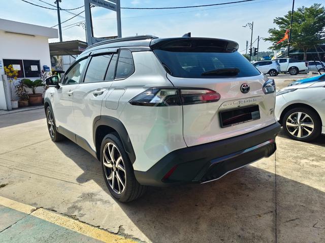 2024 Toyota COROLLA CROSS 1.8 HYBRID GR SPORT DEMO - 5