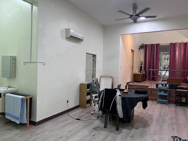 Bayan Villa, Seri Kembangan 1