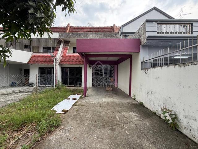 (Non Bumi) Taman Bukit Kempas, Johor Bahru 1