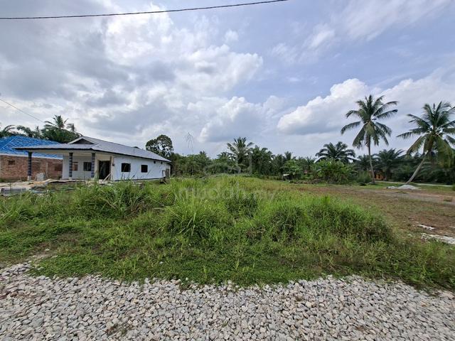 7,014.36 sqft Tanah Lot Bangunan Untuk Dijual @ Pt Haji Zain,Pontian 1