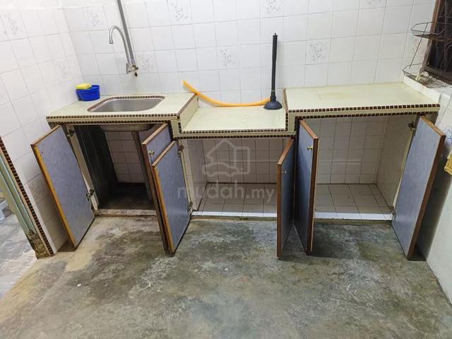 Rumah Pangsa Jalan Mesra 1