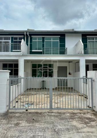 Full Loan Pulai Mutiara Double Storey 18x65 Original Good Condition 1