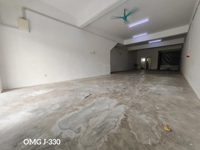 Klang Utama Shoplot Jln Sungai Batu 53 Whole Building 20x70 For Rent 1