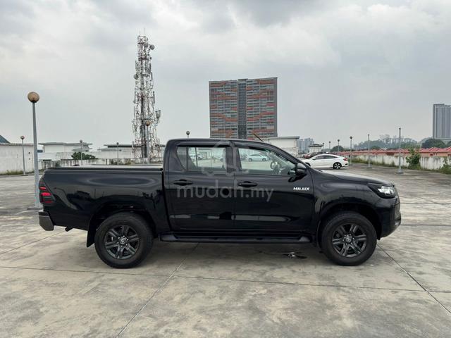 2021 Toyota HILUX 2.4 E (A)NICE CONDITION - 3