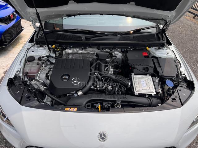 YR 2022 Mercedes Benz CLA180 1.3 AMG LINE - 3