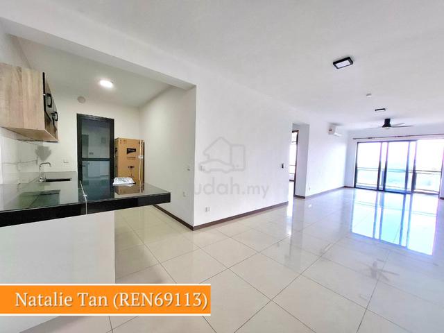 Jesselton Twin Towers 1